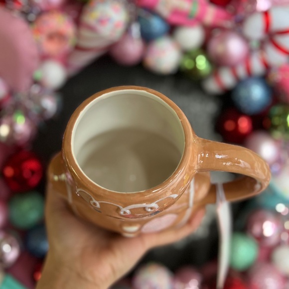 ✨NEW🍪Peppermint and Pine Gingerbread Man Mug🤍 - Picture 6 of 8